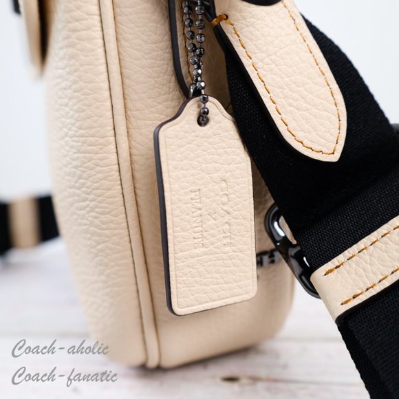 NWT Coach CE613 Coach X Peanuts Heritage Crossbody With Snoopy Motif in Ivory - Picture 7 of 12